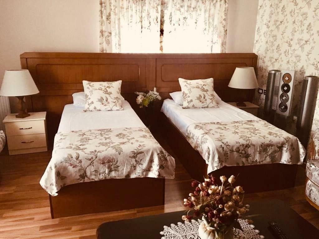 Guest House Stena Erseke Εξωτερικό φωτογραφία